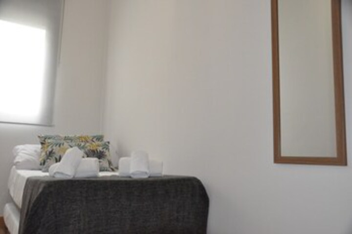 Room 28 of 39