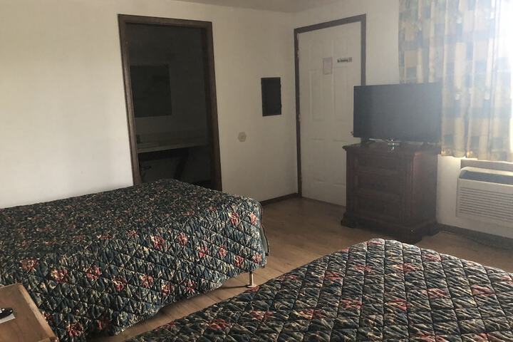 Executive 2 Double Beds (19 of 25)