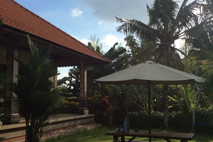 Hotel Exterior 94 of 96