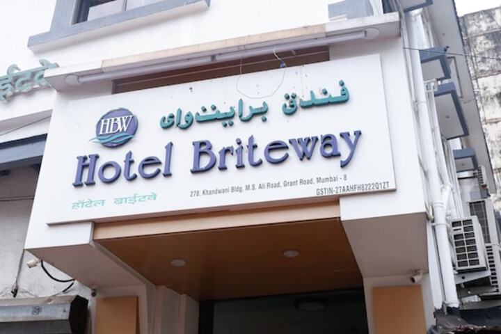 Hotel 63 of 64