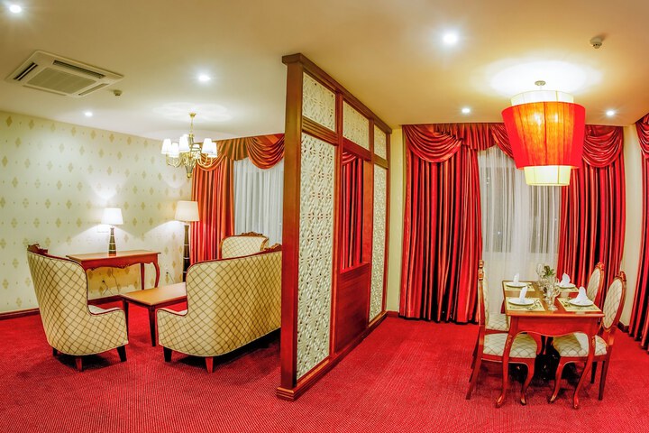 Room 20 of 42