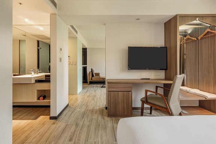 Room 46 of 88