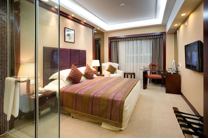 Room 8 of 56