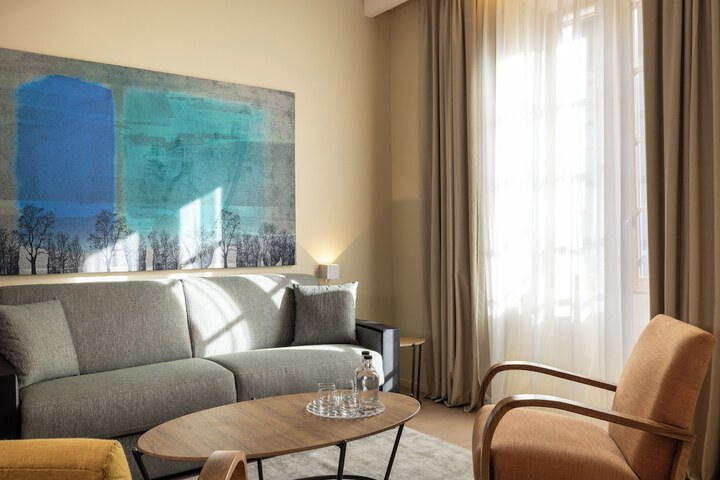 Room 34 of 55