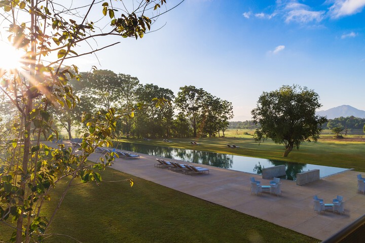 Pool Hotel