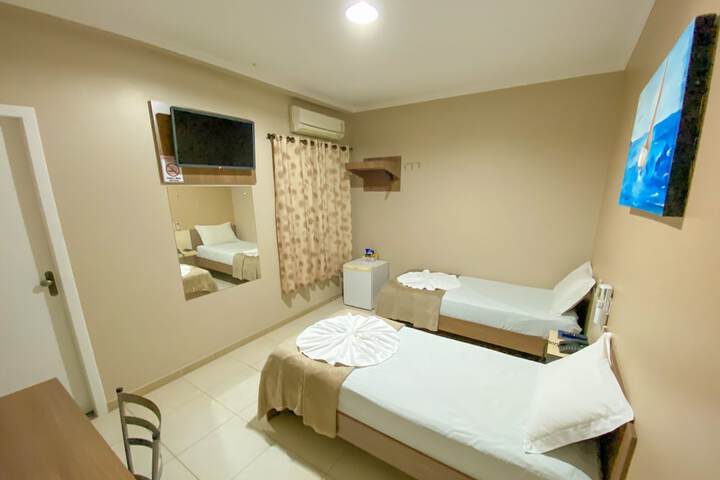 Room 9 of 30
