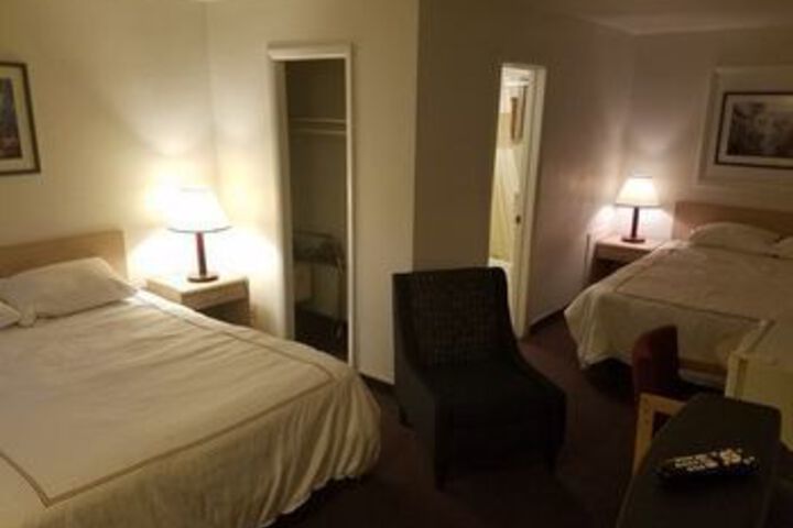 Room 15 of 43