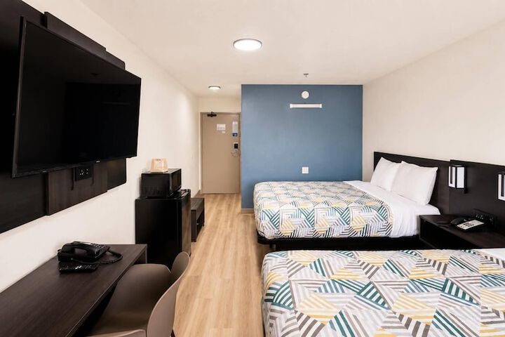 Room 36 of 46