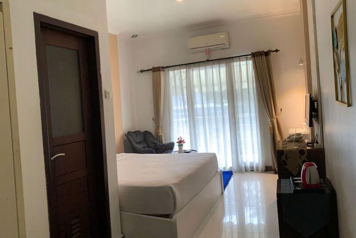 Room 15 of 27