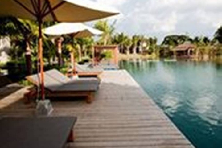 Pool 50 of 79