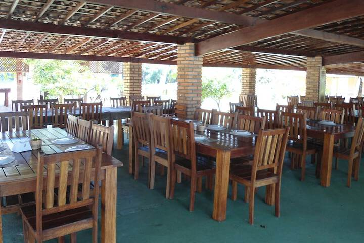 Dining 77 of 115