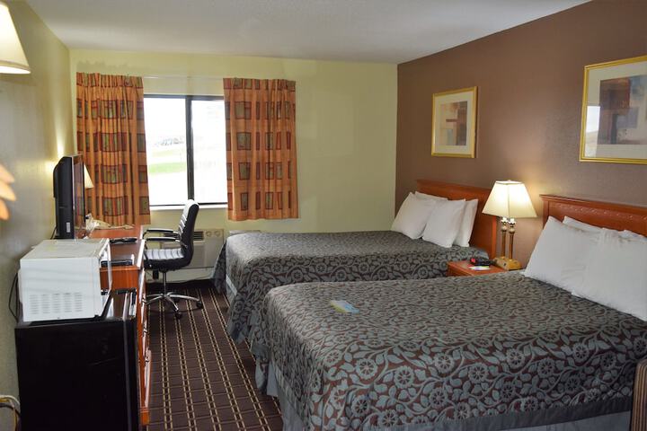 2 Double Beds No Elevator (7 of 13)