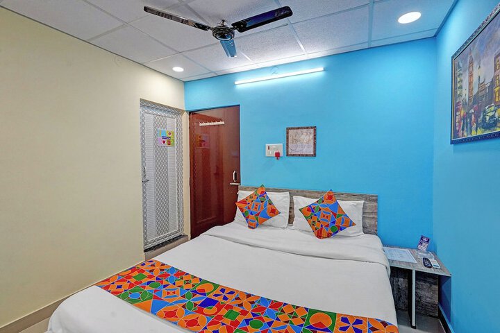Room 16 of 29