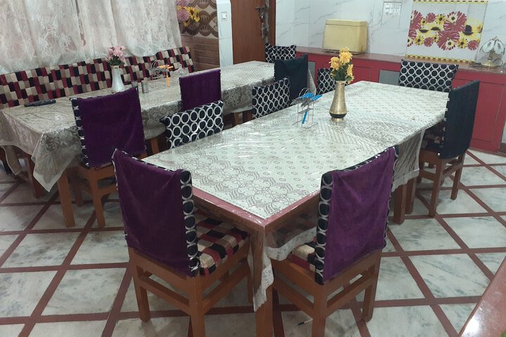 Dining 48 of 57