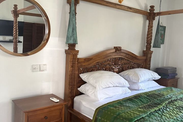 Room 4 of 26