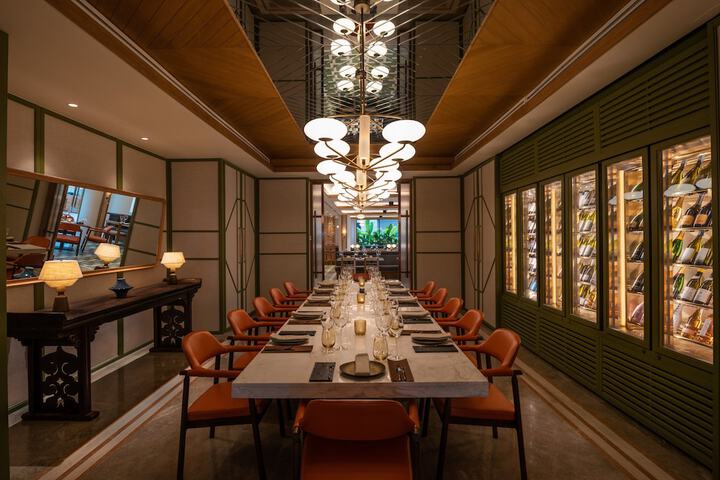 Dining 102 of 159