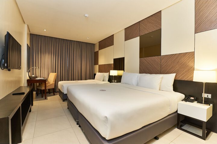 Room 13 of 91