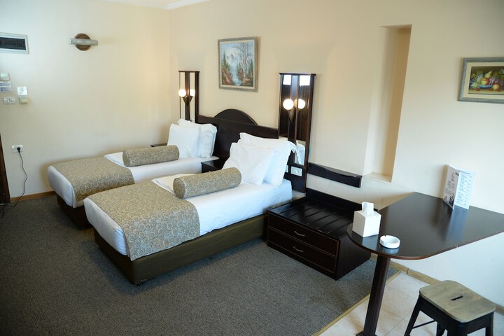 Room 20 of 86