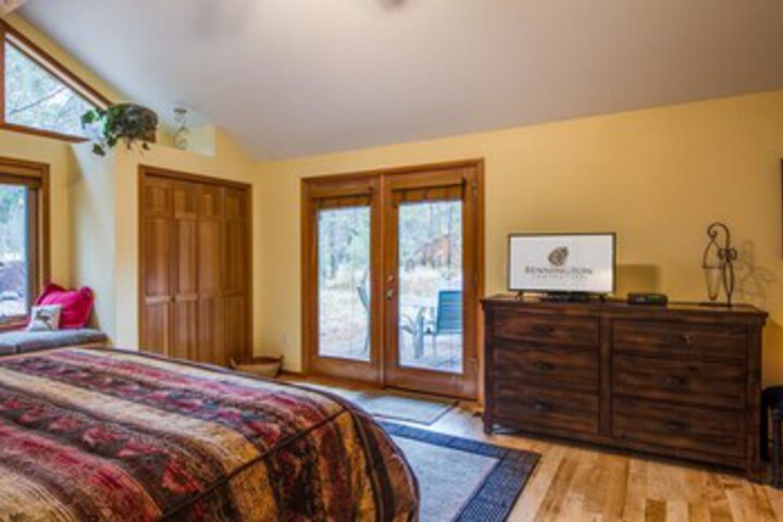 Room 44 of 46