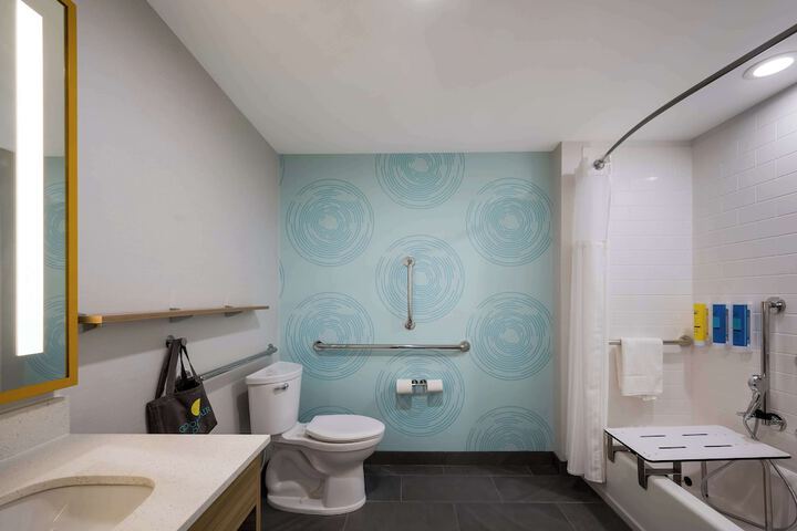Bathroom shower