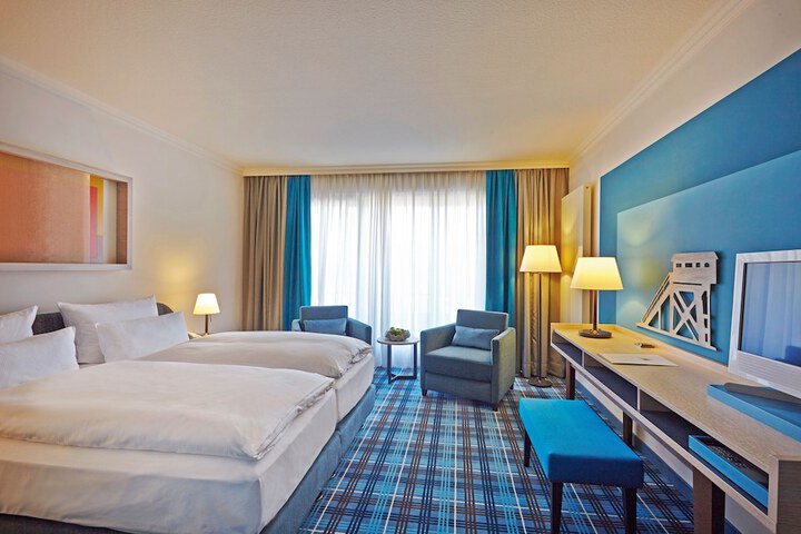 Room 3 of 81