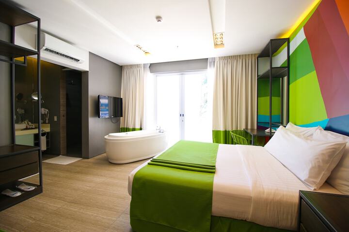Room 21 of 61
