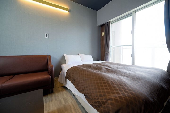 Room 9 of 41