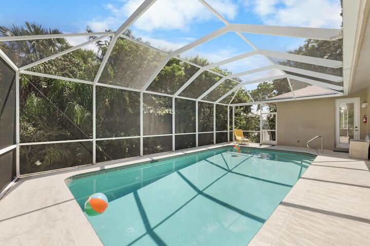 Pool 36 of 85