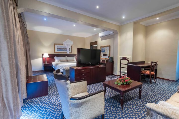 Room 15 of 99