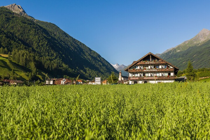 Hotel Bergjuwel in Neustift Im Stubaital