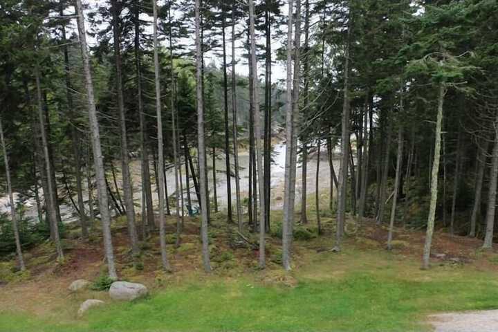 Property Grounds 19 of 20