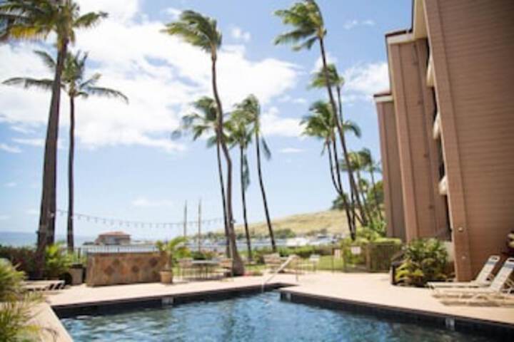 Maalaea Yacht Marina 302 Condo in Wailuku, HI