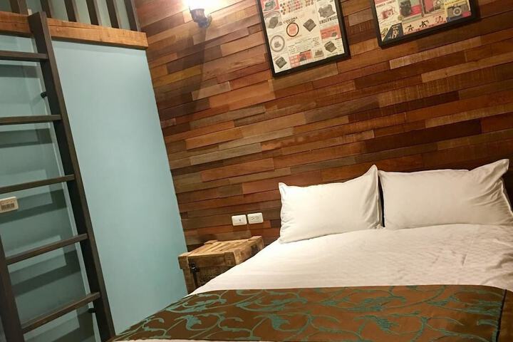 Room 4 of 45