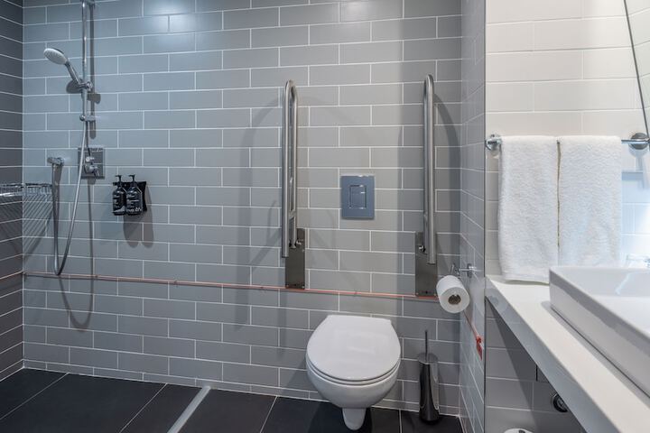 Room 19 of 83
