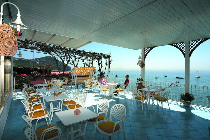 Terrace/Patio 12 of 30