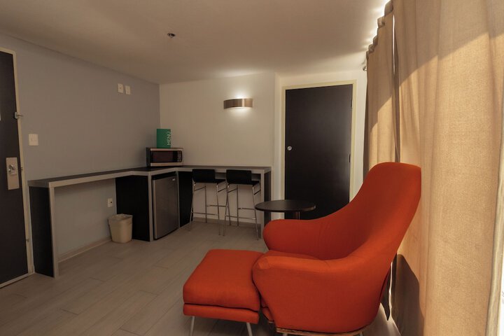 Room 19 of 81
