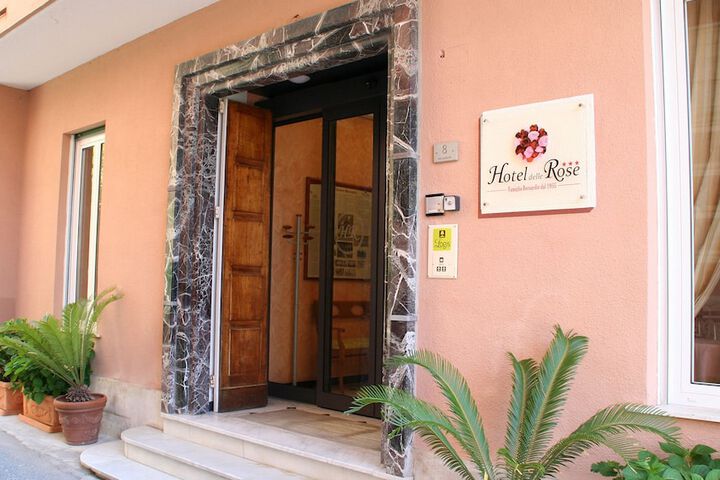 Hotel 39 of 51