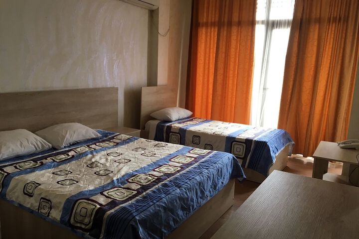 Room 7 of 35
