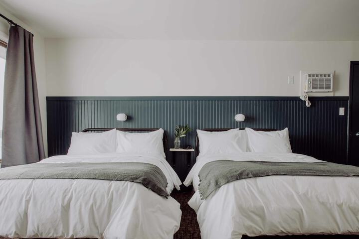 Room 5 of 34