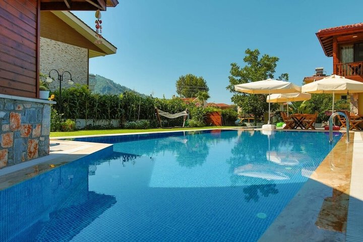 Pool 4 of 26
