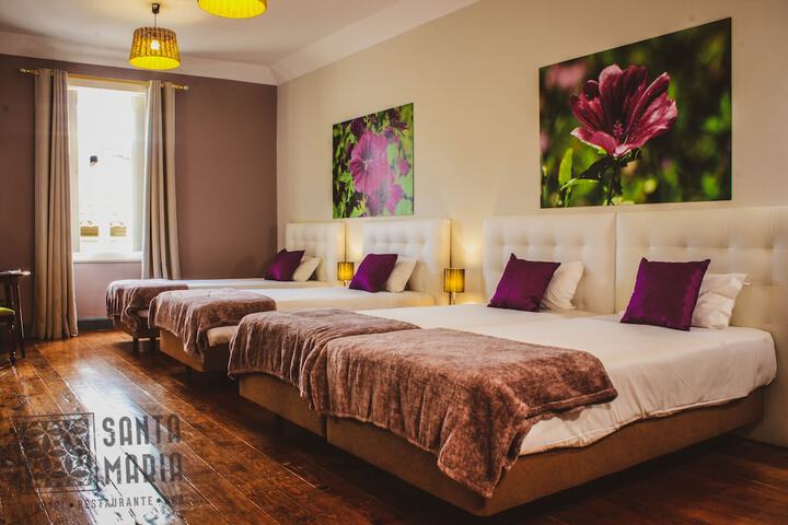 Room 12 of 50