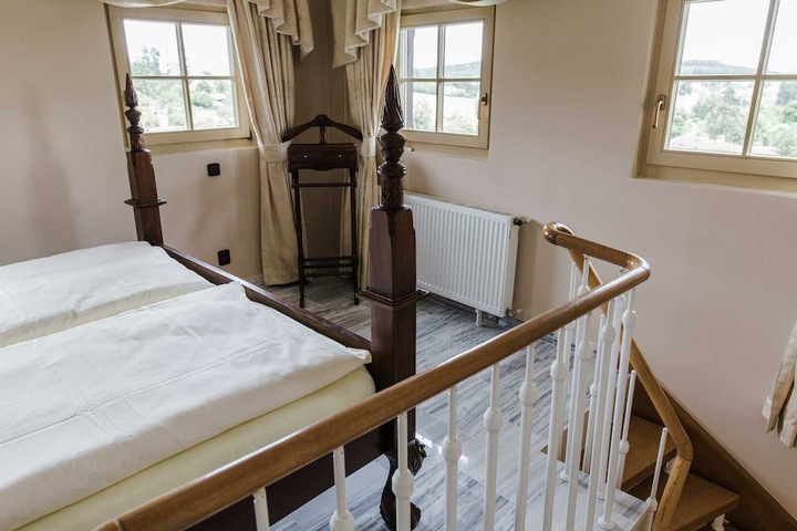 Room 5 of 23