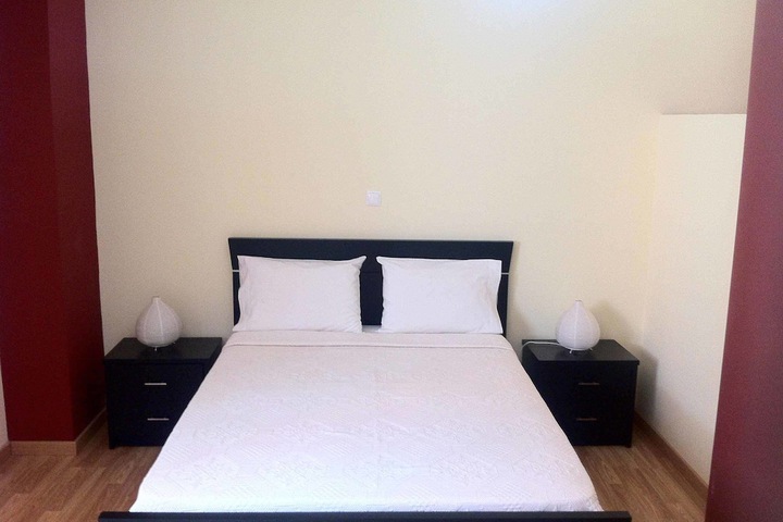 Room 16 of 18