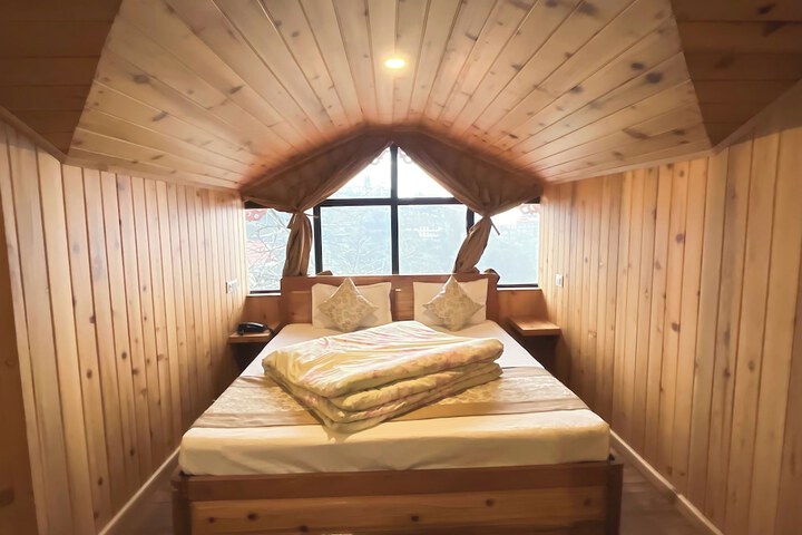 Room 16 of 39