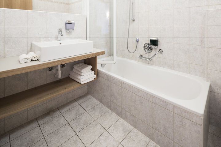 Room 14 of 29