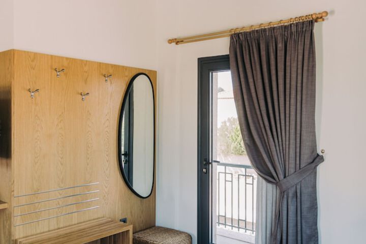 Room 45 of 101