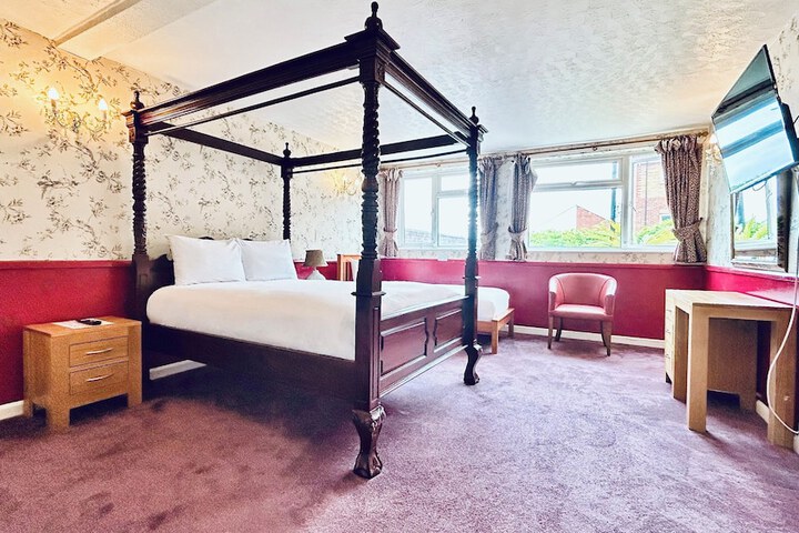 Room 19 of 45