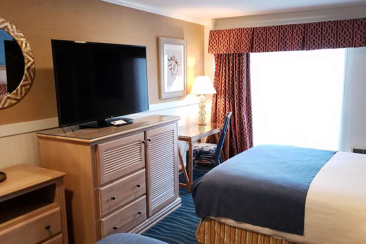 Room 45 of 169