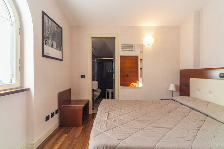 Room 21 of 89