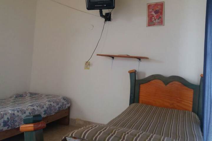 Room 33 of 39